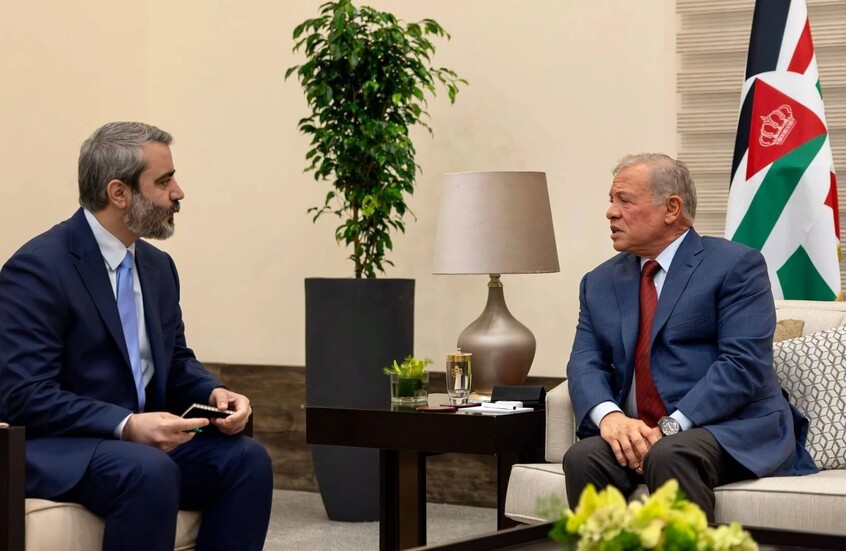 الملك الأردني، الملك عبدالله الثاني ووزير الخارجية السوري أسعد الشيباني
