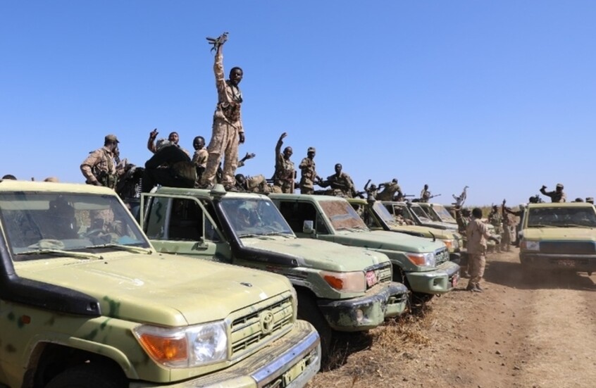 الجيش السوداني يقصف مقر إقامة حميدتي ومنازل قيادات بارزة في قوات الدعم السريع بنيالا