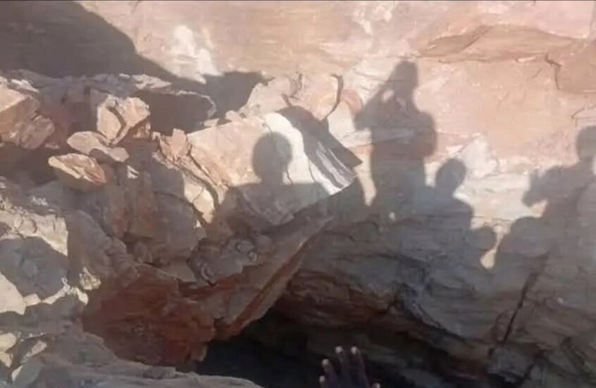 صورة للمنجم بعد انهياره شرقي السودان