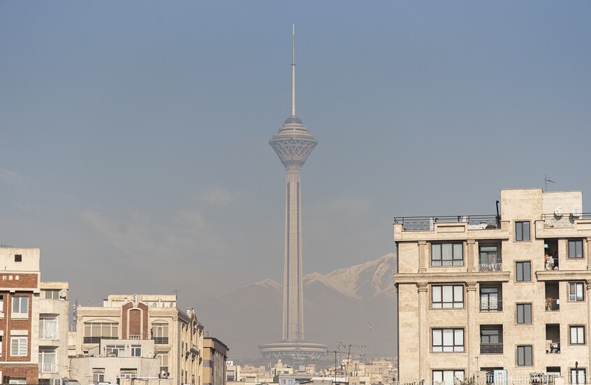 وصول وسطاء ⁠قطريين إلى إيران

                  أفاد ‌مسؤول مطلع بأن وسطاء ⁠قطريين وصلوا إلى طهران اليوم الأحد استمرارا لجهود إزالة التوتر الإقليمي.