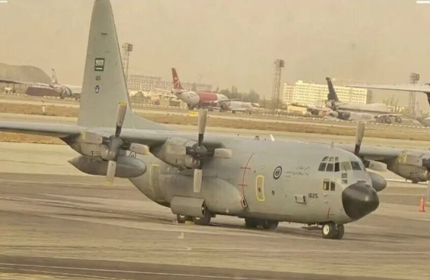 طائرة نقل عسكرية سعودية تهبط في مطار مهرآباد بطهران (صورة)