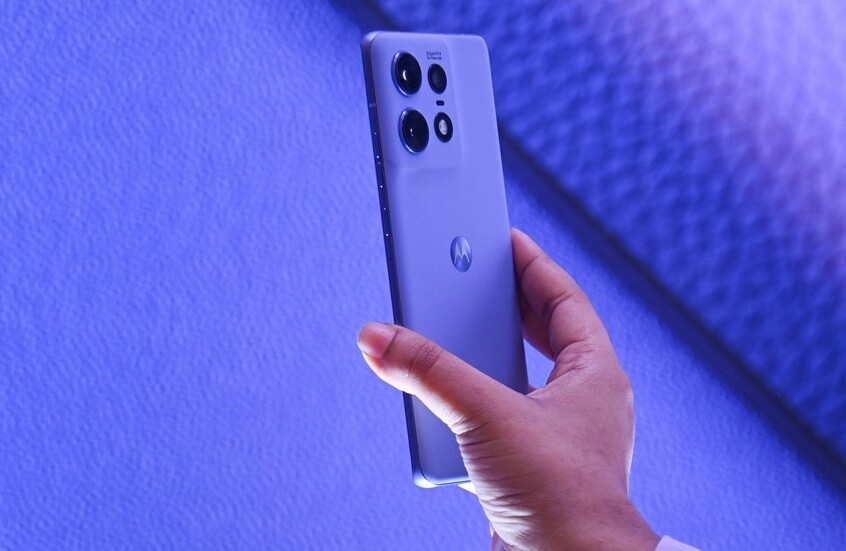 موتورولا تعلن عن أحدث هواتفها

                  أعلنت موترولا عن Edge 70 Neo الذي صمم ليكون من بين أفضل الهواتف الذكية من الفئة المتوسطة.