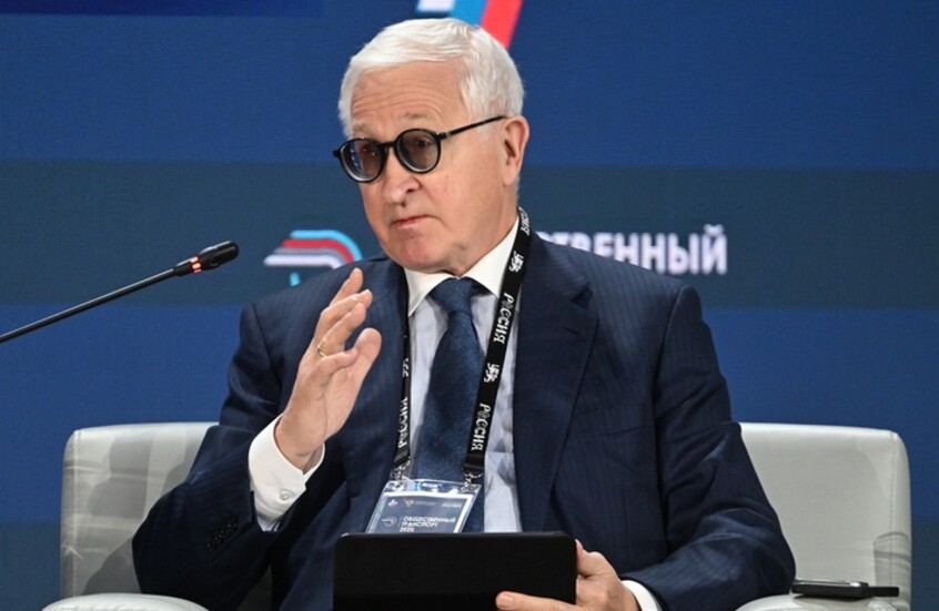 مسؤول: روسيا وإفريقيا بصدد إبرام اتفاقيات للتجارة الحرة وحماية الاستثمارات

                  أعلن رئيس الاتحاد الروسي للصناعيين ورجال الأعمال ألكسندر شوخين أن روسيا ودولا إفريقية تشارف على إبرام اتفاقيات جديدة للتجارة الحرة وحماية الاستثمارات وتجنب الازدواج الضريبي.