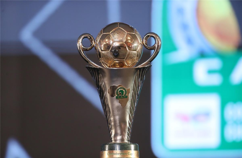 قرعة كأس الكونفدرالية الإفريقية تضع الأهلي المصري والرجاء المغربي في مجموعة واحدة

                  أسفرت قرعة دور المجموعات لكأس الكونفدرالية الإفريقية لكرة القدم التي سحبت اليوم الأربعاء عن وقوع الأهلي المصري في المجموعة الأولى إلى جانب الرجاء البيضاوي المغربي.