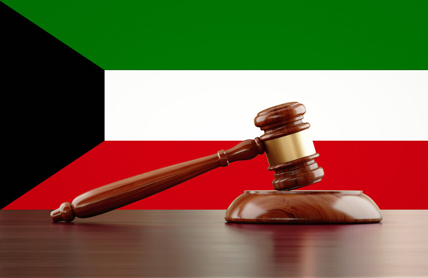 استراتيجية "التفكيك من الفروع إلى الأصول" تطيح بمئات مزوري الجنسية في الكويت
