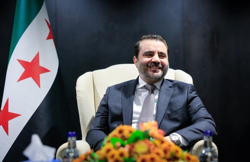 الشيباني: نقف كتفا بكتف مع الخليج والأردن واستقرار الخليج امتداد لأمن سوريا

                  شدد وزير الخارجية السوري أسعد حسن الشيباني على أن "الأمن الحقيقي يتجسد في دول قادرة على حماية شعوبها، وجيران يحفظون سيادة بعضهم ومواثيق تثبت في وجه الامتحانات الصعبة".
