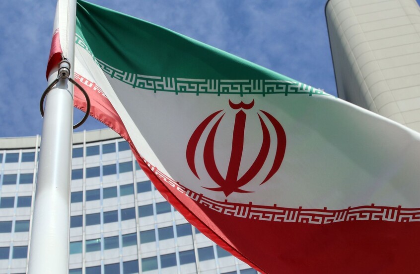 طهران تصعد ضد الإمارات بشأن أزمة الجزر الثلاث

                  صعدت طهران لهجتها تجاه الإمارات وكندا على خلفية النزاع على الجزر الثلاث بعدما هاجم متحدث الخارجية الإيرانية إسماعيل بقائي موقف أوتاوا الداعم للمطالبة الإماراتية بالسيادة عليها.