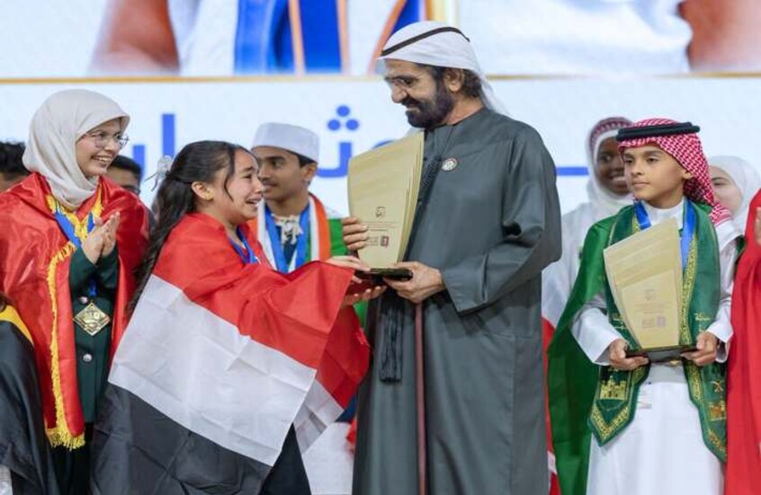 طفلة مصرية تخطف الأنظار وتثير تفاعلا واسعا بعد انجاز عربي

                  استقبلت مصر الطفلة ميار الشوربجي بطلة تحدي القراءة العربي لعام 2026 باحتفاء رسمي في مطار القاهرة عقب عودتها من الإمارات بعد إنجاز لفت الأنظار إلى ثقافتها وطلاقتها في اللغة العربية