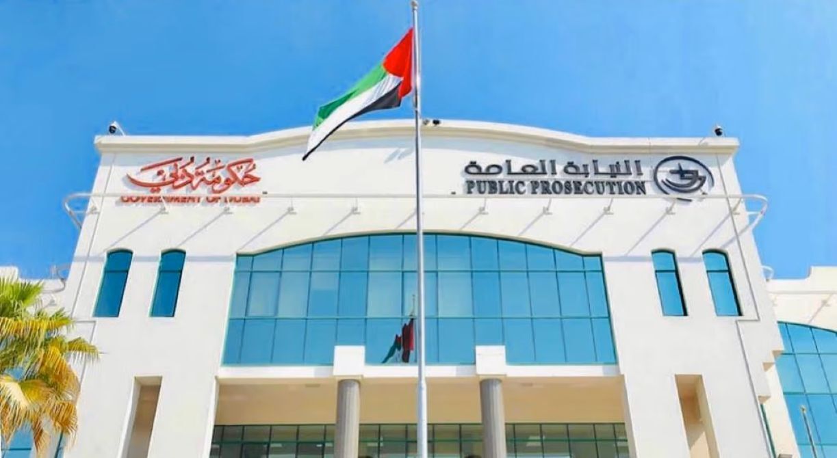 النائب العام الإماراتي: التحقيقات كشفت عن شروع مساعد قائد طائرة فلاي دبي بتنفيذ عملية إرهابية