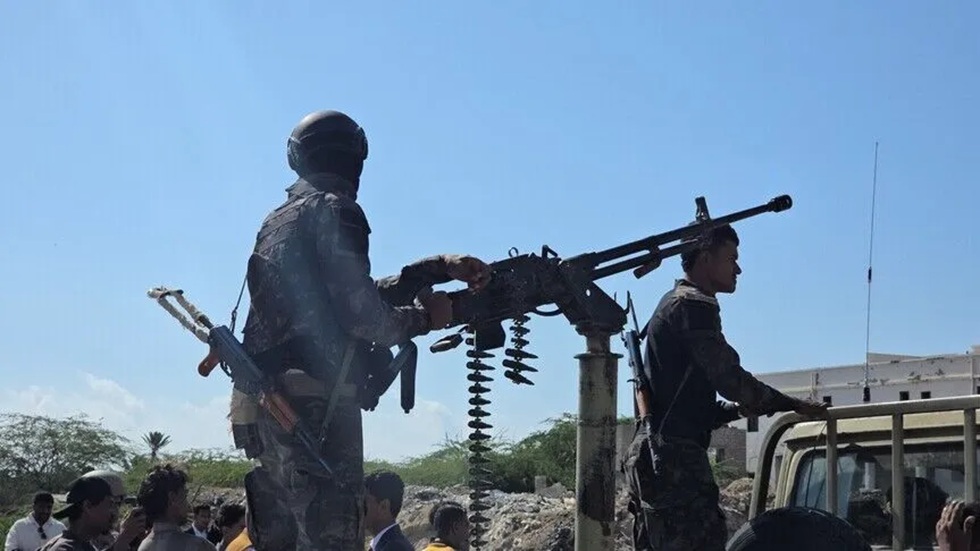 الحوثيون يعلنون طرد "القوات المدعومة سعوديا" من التربة والشمايتين وسامع في تعز