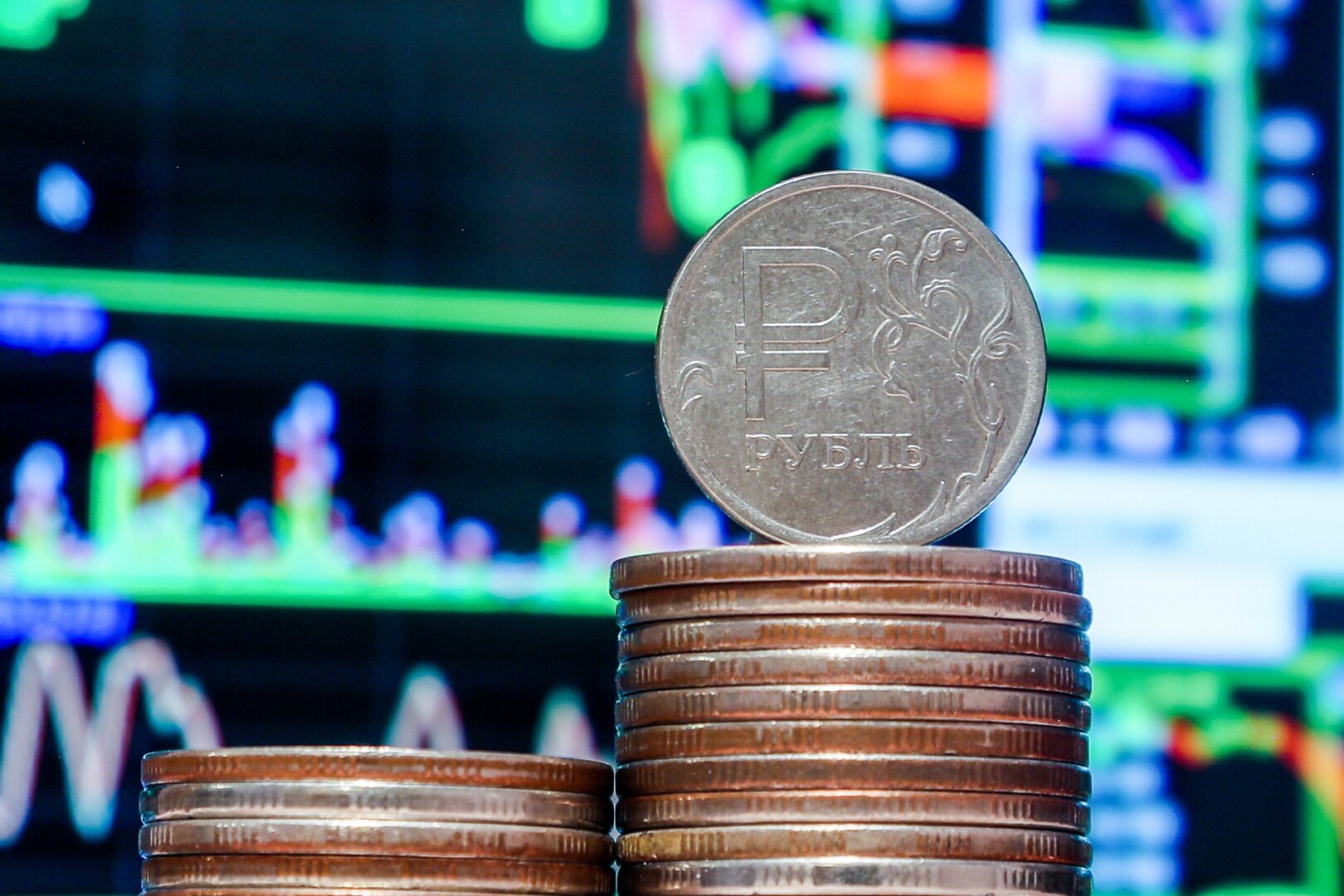 ارتفاع الروبل وسط تفاؤل الأسواق