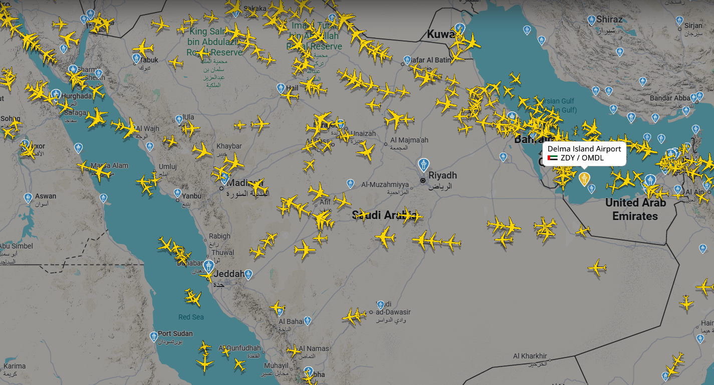 flightradar24.com