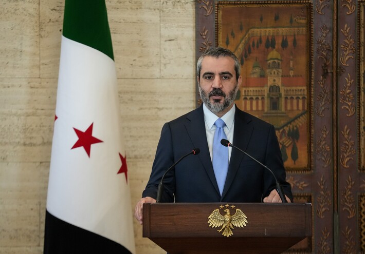 الشيباني يتهم إسرائيل بدعم ميليشيات مسلحة خارجة عن القانون ويحذر من "اشتعال المنطقة بالفوضى" - عاجل 