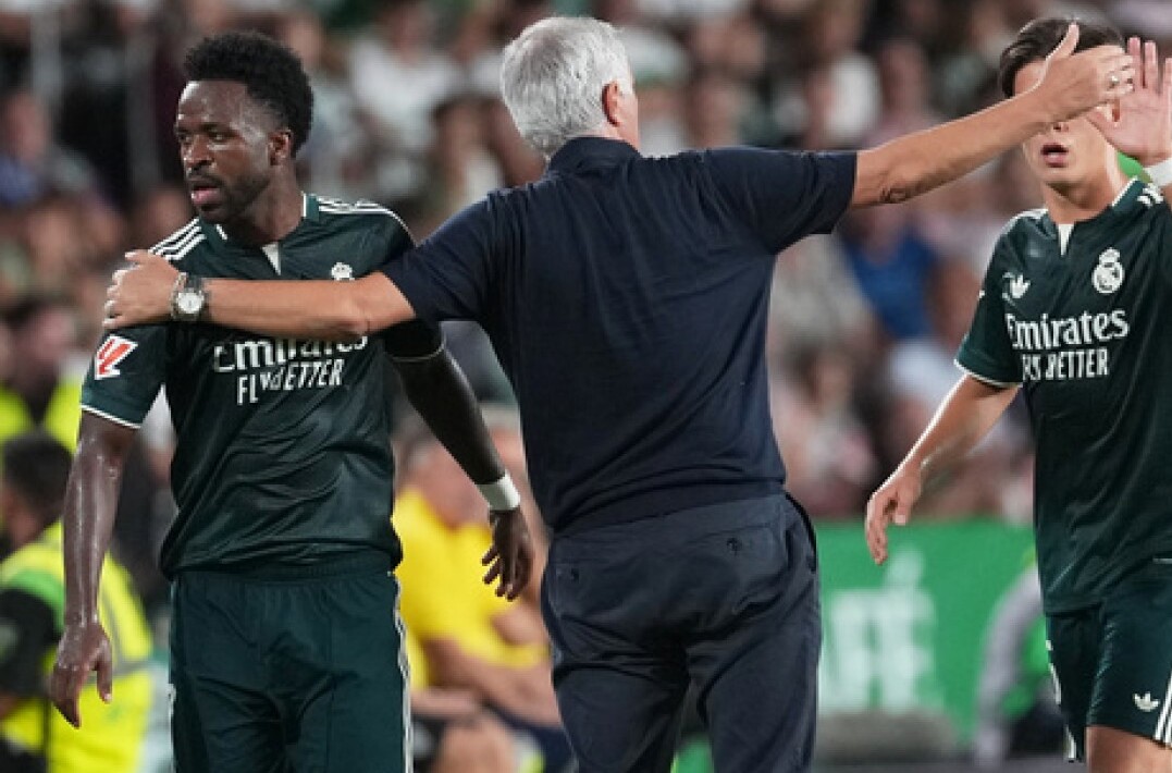 الموعد والقنوات الناقلة لمواجهة روما وريال مدريد