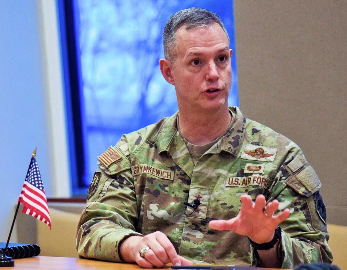 قائد قوات الناتو في أوروبا ينفي نية الحلف مهاجمة كالينينغراد الروسية
