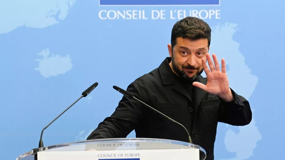 زيلينسكي يتحدث عن إمكانية عقد لقاء مع الرئيس الروسي في قمة العشرين بميامي