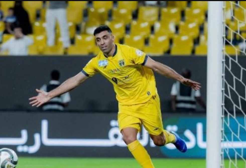 المغربي حمد الله يجرد السومة من رقمه القياسي في الدوري السعودي