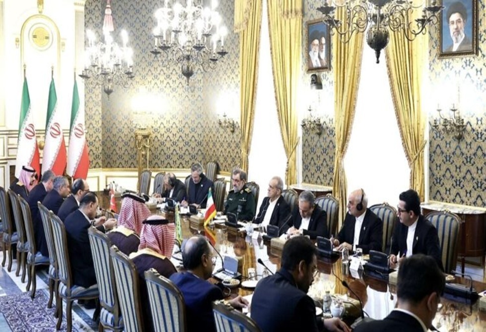 أمير سعودي يحذر من كارثة على الخليج وتجدد الحرب إذا فشلت جهود "تحالف مكة"
