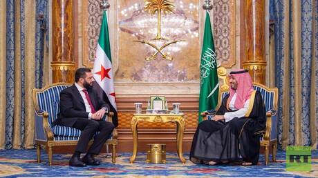 الشرع وولي العهد السعودي يبحثان في الرياض المستجدات الإقليمية