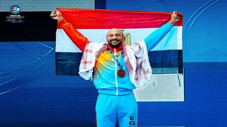 بعد الفوز بذهبية العالم لمصارعة الرواد.. كرم جابر يوجه رسالة للرئيس المصري (فيديو)