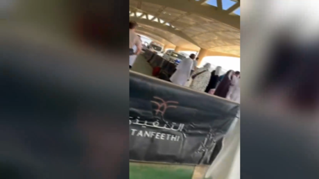 مشاهد توثق حجم الفوضى والأضرار داخل مطار الملك خالد بالرياض بعد تعرضه للهجوم