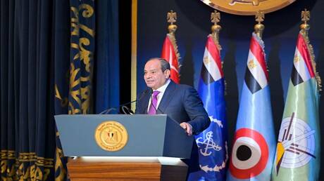 السيسي يعلق لأول مرة على إمكانية تعديل الدستور وتمديد رئاسته