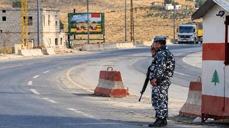 لبنان.. عون يطلب توسيع التحقيقات وحزب الله يرفض التخلي عن 