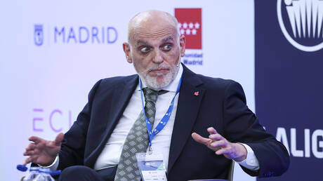 بعد تشبيه لاعبي ريال مدريد بالنازيين.. تحرك رسمي ضد رئيس رابطة الليغا