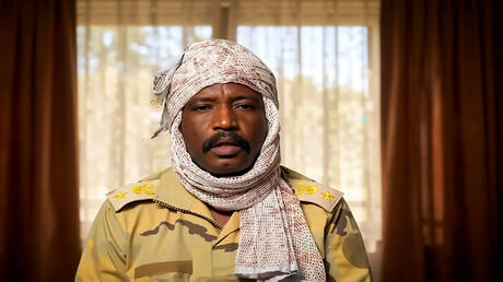 الجيش السوداني يعلن انشقاق 7 ضباط من قوات الدعم السريع وانضمامهم لصفوفه